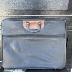 Large portfolio briefcase