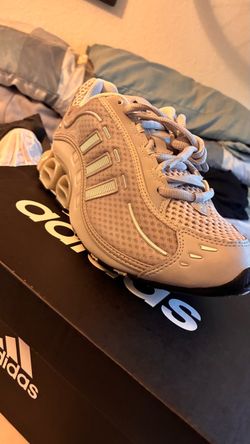 Size 8 Adidas Megaride 01