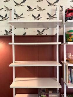 Wall shelf