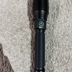Kodiak Kong 18,000 Lumen Rechargeable Tactical Flashlight