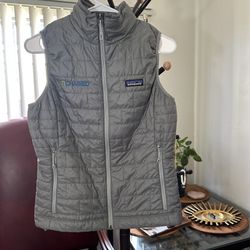 Patagonia Nano Puff Vest Women's Gray Quilted PrimaLoft Insulated Size S Branded