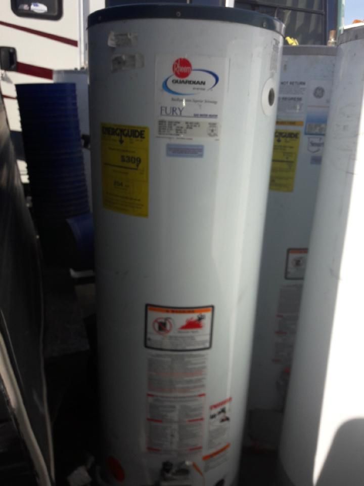 RHEEM Guardian System Fury 40 Gallon Gas Water Heater 2011 for Sale