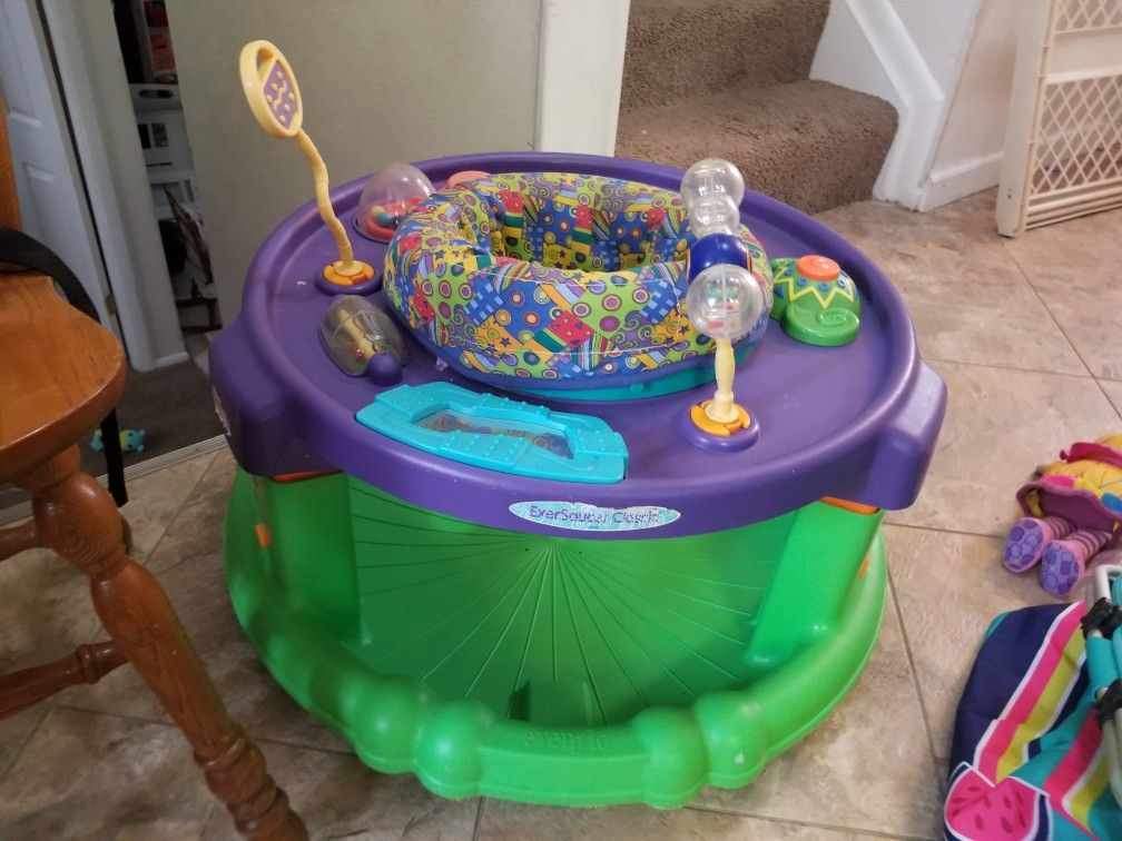 Evenflo Exersaucer Classic