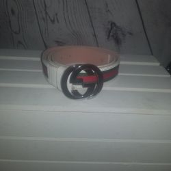 Like New Serial Numbered Gucci Belt