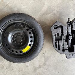 ❗️NEW❗️ Spare Tire + Jack Tool Kit 