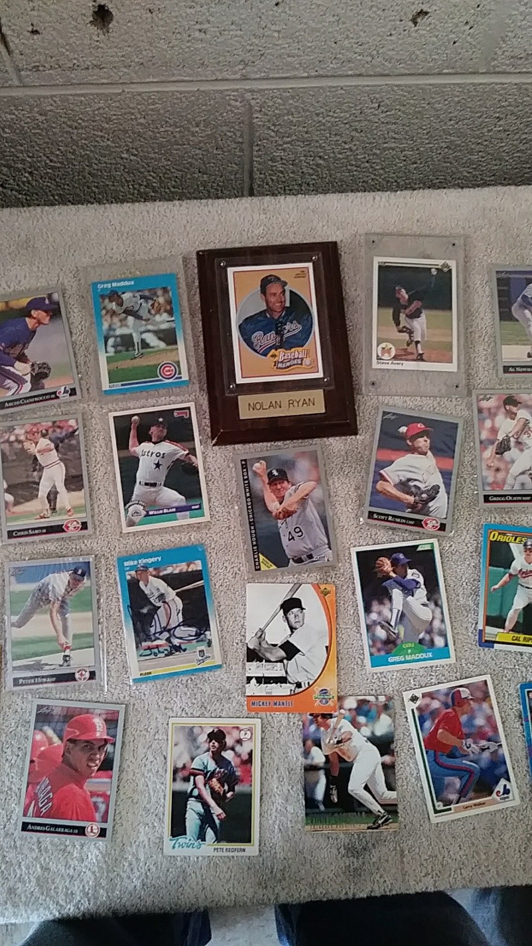 Baseball collectible cards