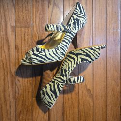Colin Stuart Zebra Stripe Heels – Women's Size 11B – Never Worn