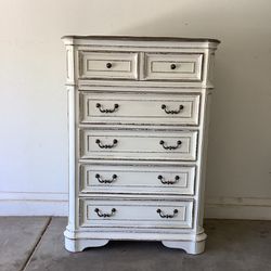 Dresser (Rustic Style)