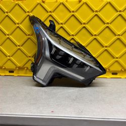 Toyota Tundra Right Headlight Projector 2022 2023 2024 2025