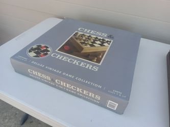 Chess & Checkers Deluxe Vintage 2-in-1 Game Set