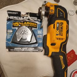 DeWalt Multi Tool With Attachment Head For Sanding