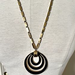 Monet Vintage Gold Tone Circle Pendant Necklace 