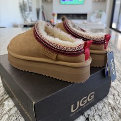 UGG® Tazz Platform Slipper