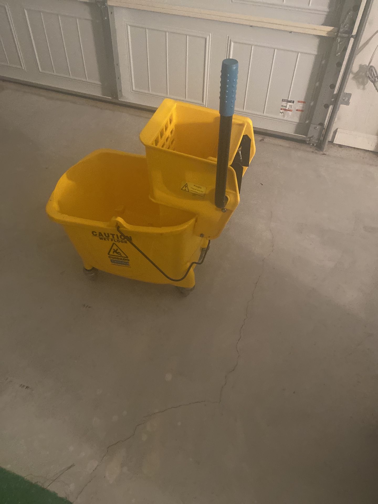 Commercial/Janitorial Mop Bucket
