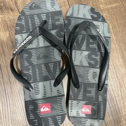 Quicksilver Men’s Sandals Size 10 