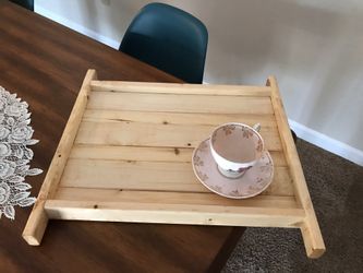Serving tray