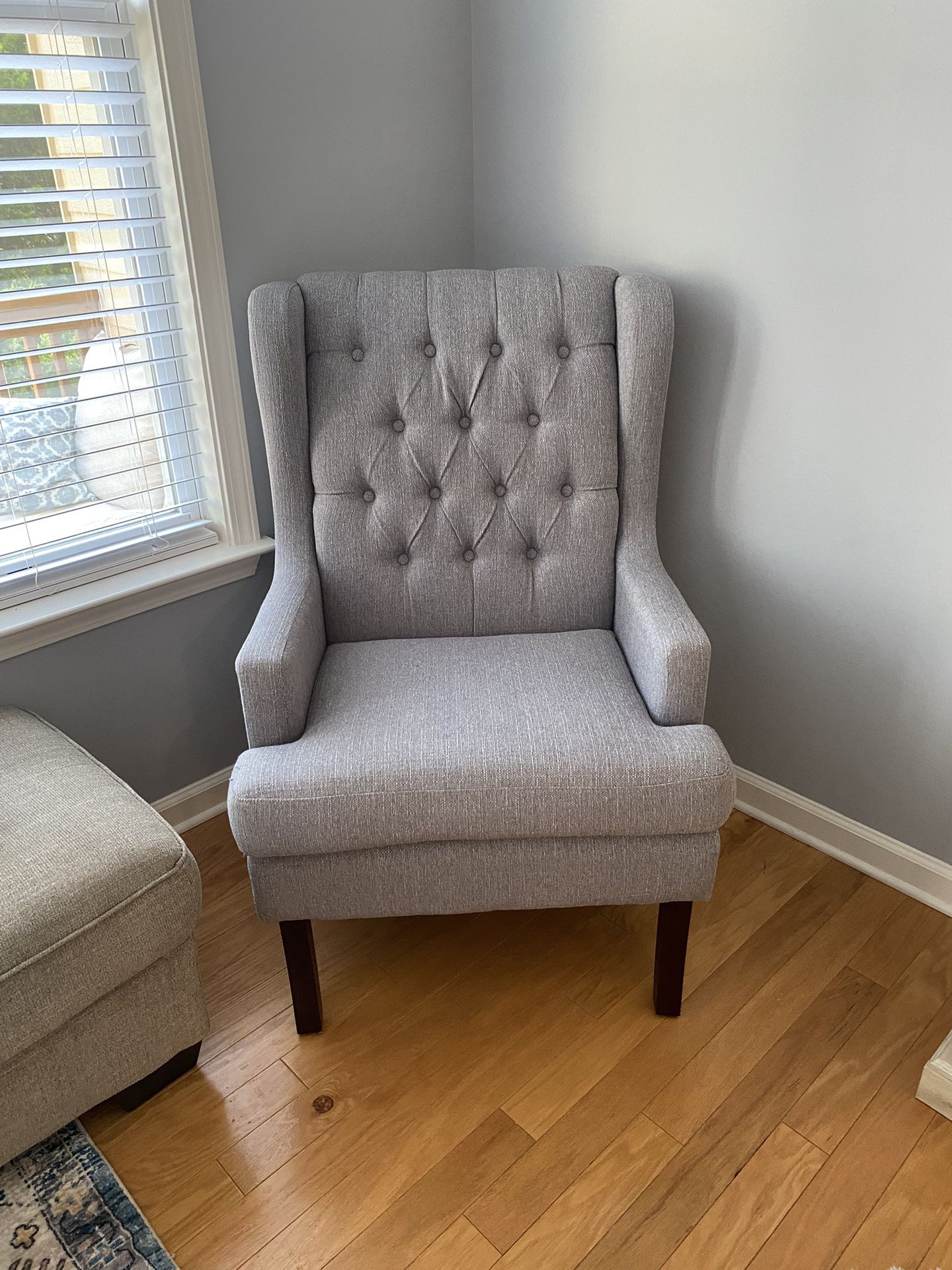 Gray Accent Chair 