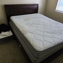 Queen Platform Bed Burgunday