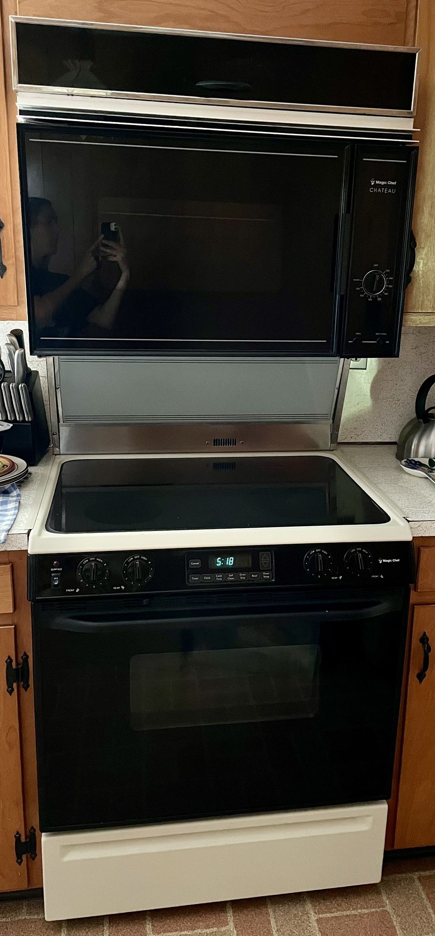 Magic Chef Chateau Double Oven Electric