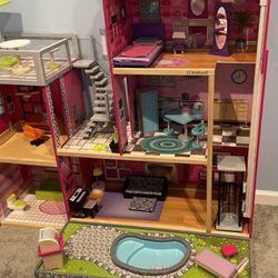 Kidkraft Barbie Doll House 
