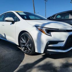 2024 TOYOTA COROLLA SE SEDAN 4D