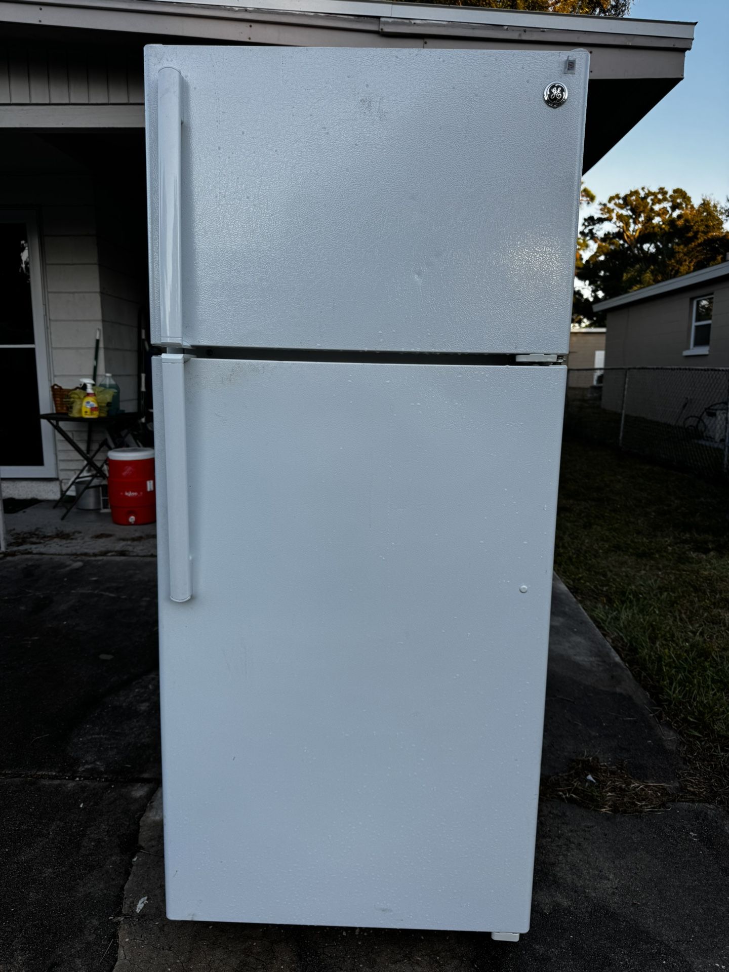 GE Refrigerator