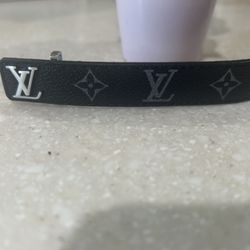 Lv Bracelet 