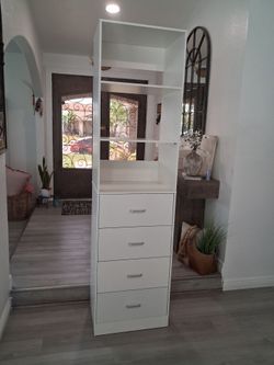 KITCHEN CABINET