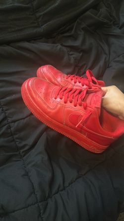Nike Air Force 1 Triple Red Low Sneakers
