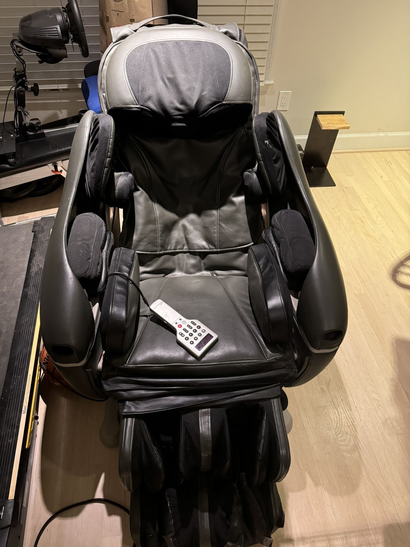 Inada Dreamwave massage chair