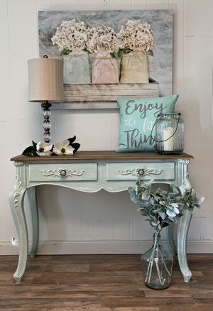 Cottage Style Sofa Table For In High Point Nc Offerup