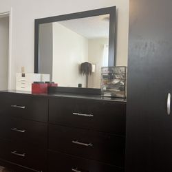 Bedroom Set