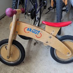 Skuut Brand Balance Bike