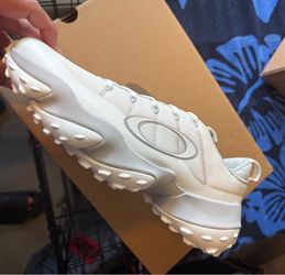 New Oakley Edge Flex  White Men Sz. 11