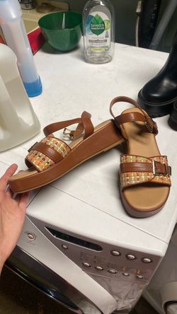 Platform brown sandals size 7.5