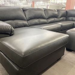 ‼️Aberton Gray Sectional Oversized ‼️Brand New Ashley 