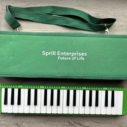Melodica Keyboard (Pianica) w/ Case & Mouthpiece – Great Condition