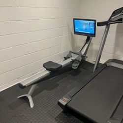 Hydrow Origin Rowing Machine – Excellent Condition