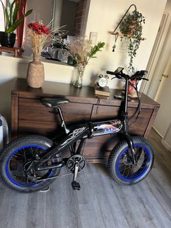 Bicicleta 🚴‍♀️ SONDORS ELECTRÓNICA TRABAJA BIEN CORRE BIEN TENGO LAS LLAVES $380 firme precio barata