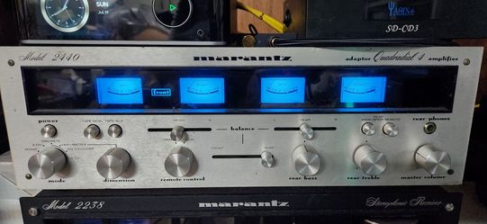 Clean and serviced vintage Marantz 2440