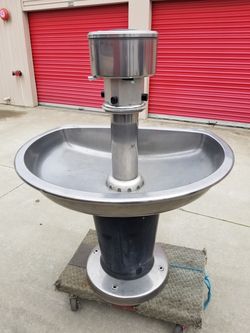 Wash Fountain SaniSpray