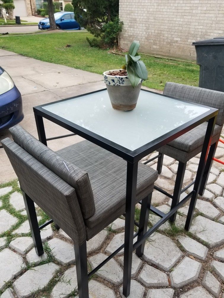 Patio set