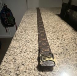 Louis Vuitton belt