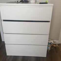 Modern White chest drawer
