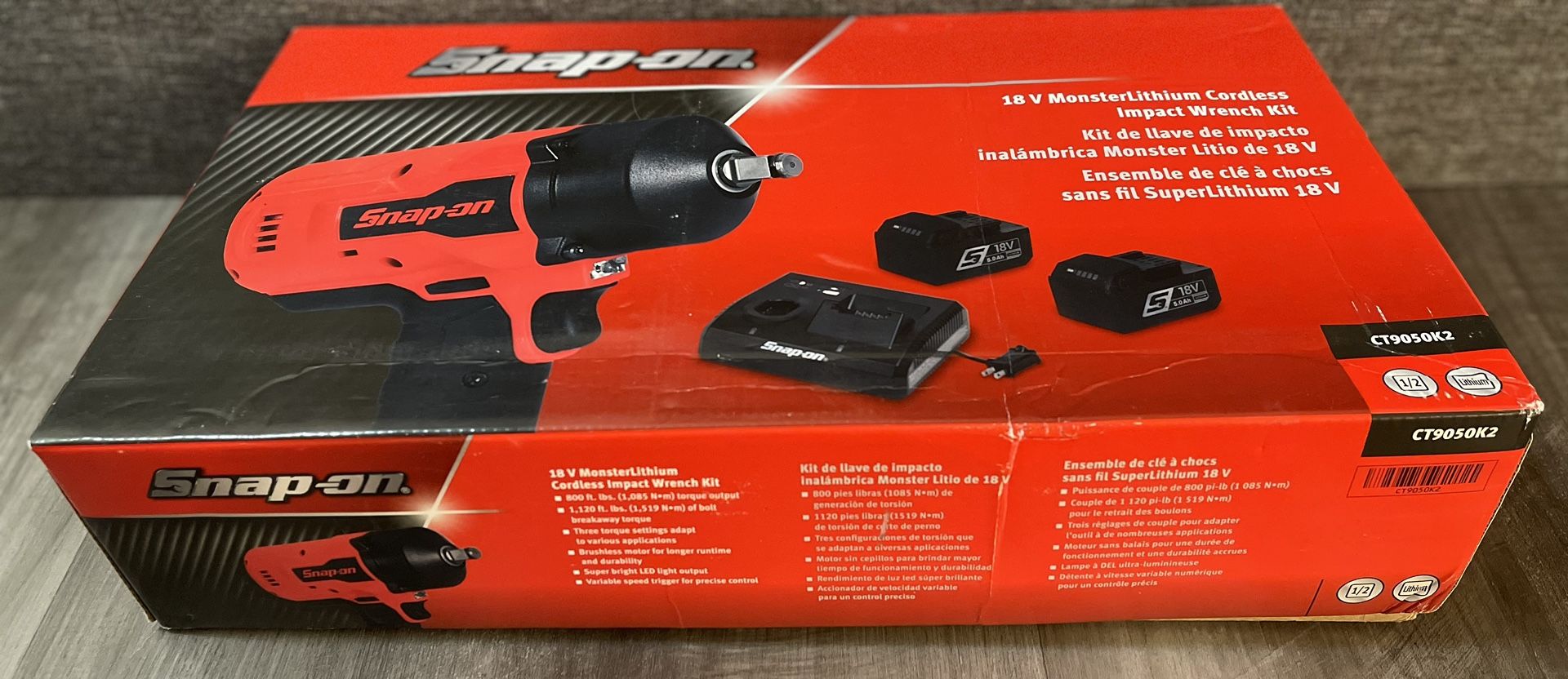 Snap-on CT9050K2 18V Cordless Impact Wrench Kit