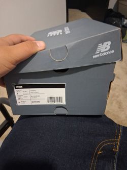 Black New balances  size 9