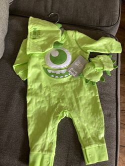 Baby clothes