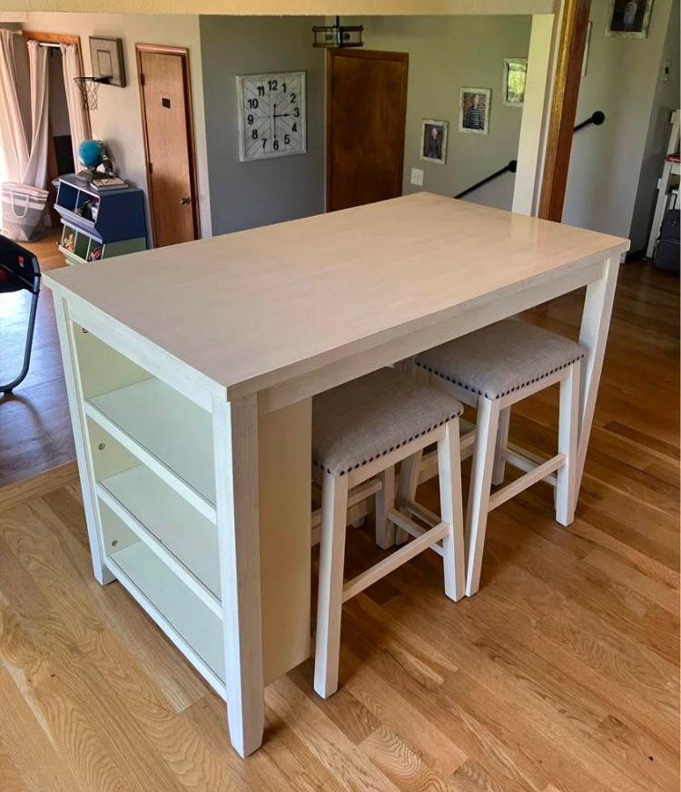 Kitchen Table With Shelves And Stools 