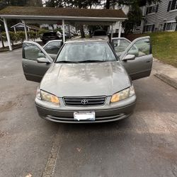 2000 Toyota Camry