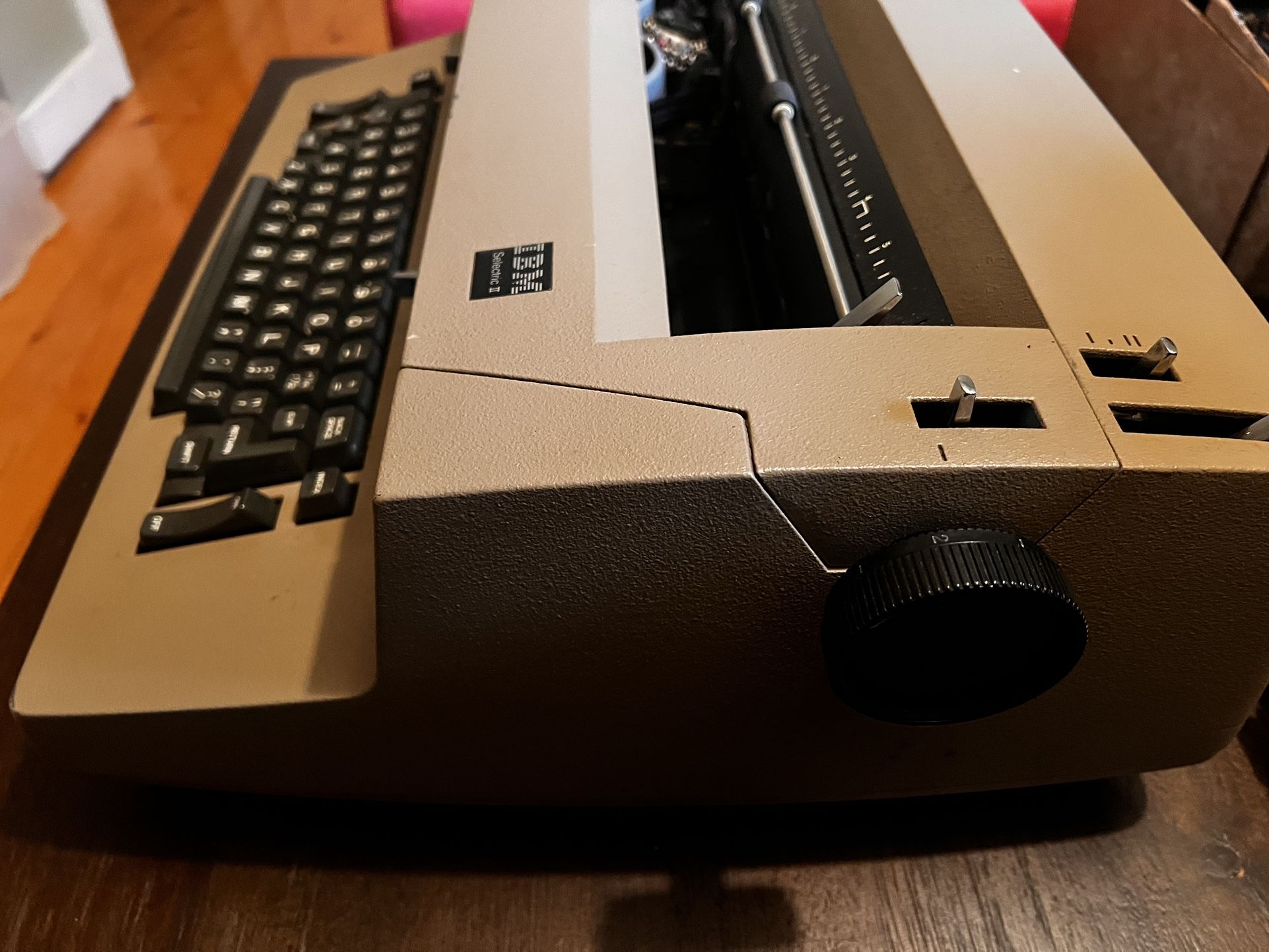 IBM Selectric II Typewriter - Vintage - Electric 